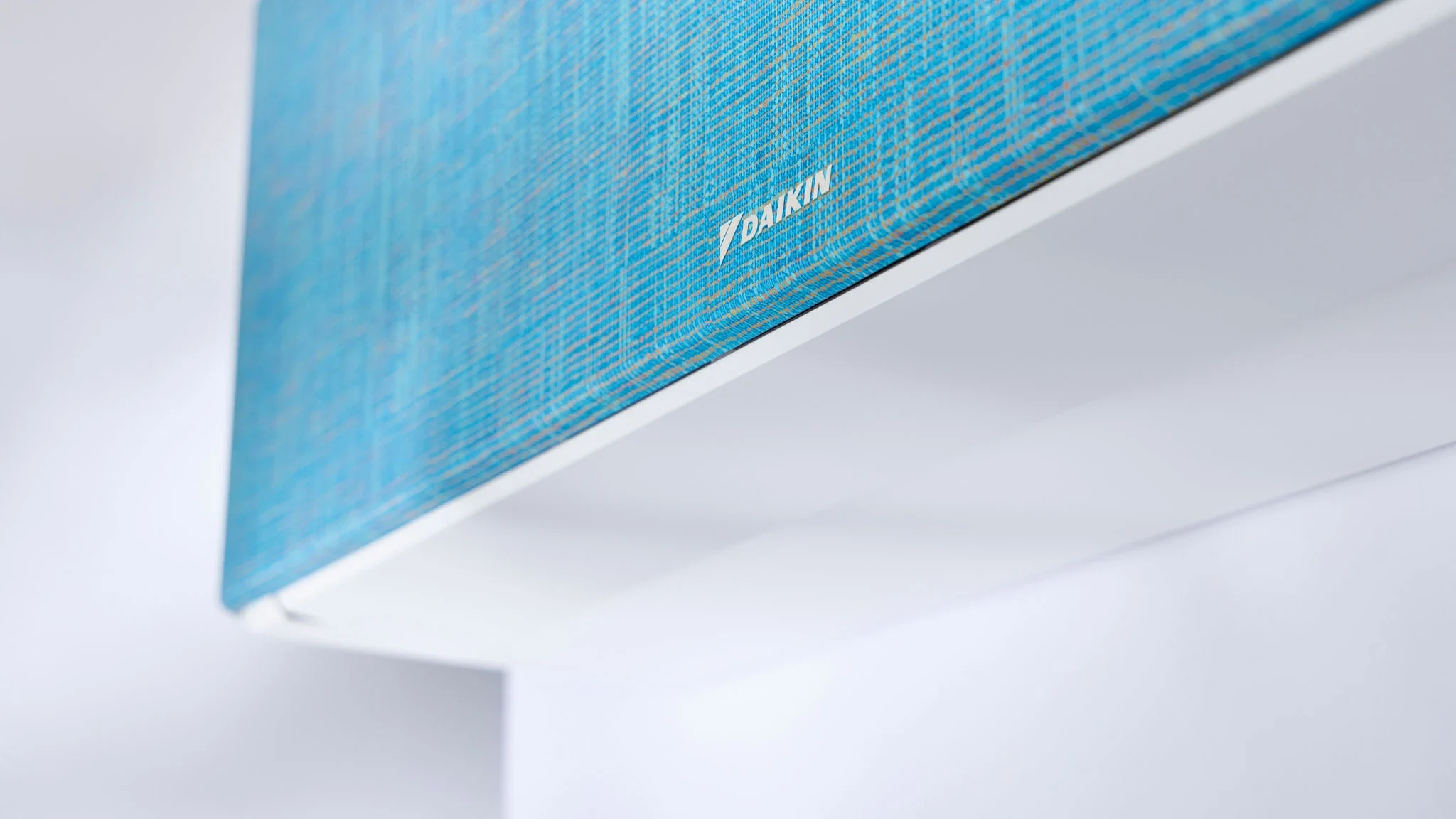Daikin Stylish FTXA50DC / RXA50B8 цветен текстил с бял корпус 2026 - изображение 2